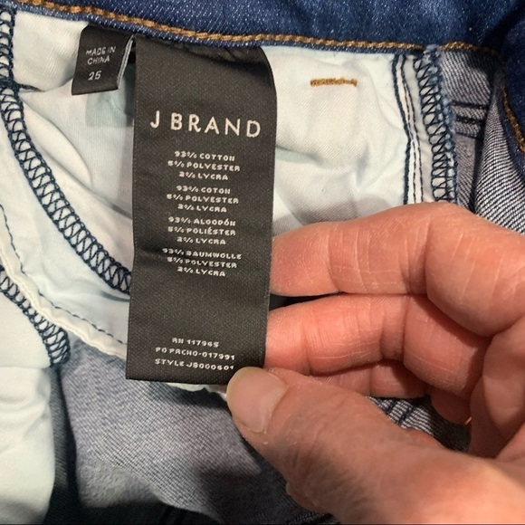 J Brand Skinny Mid Rise Released Hem Jeans - Picture 4 of 8